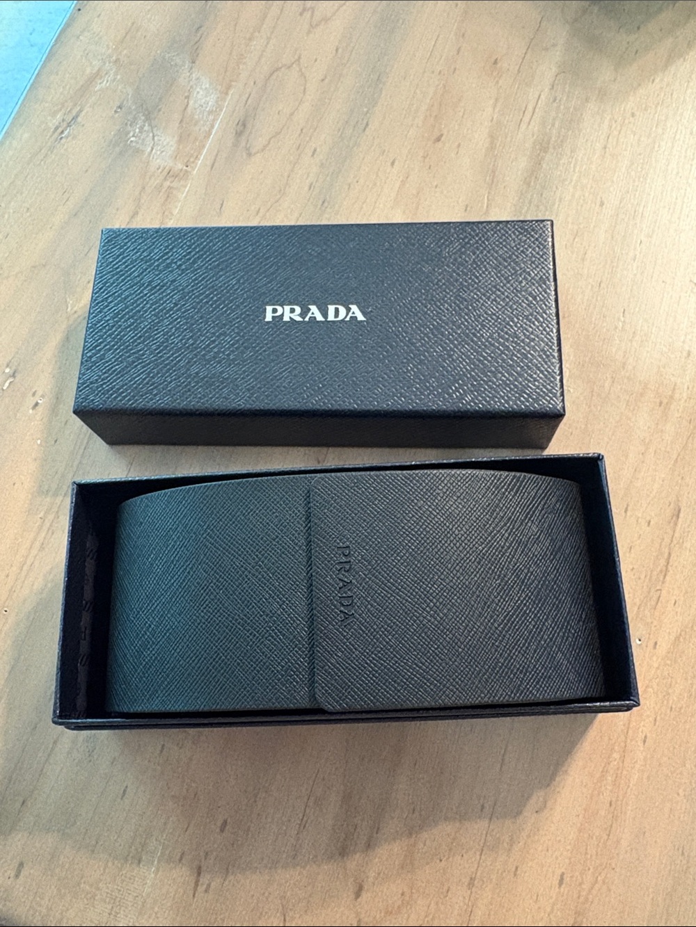 *NWT* Prada sunglasses PRA60S